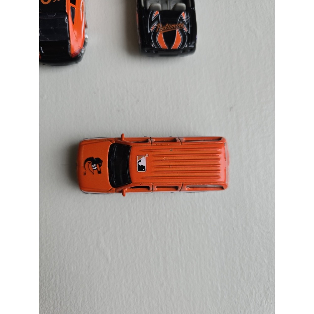Baltimore Orioles Hot Wheels Cars Set Of 3 Suburban Corvette Porsche MLB Collect - Picture 11 of 12